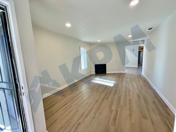 4th image of 5807 Brush Creek Dr