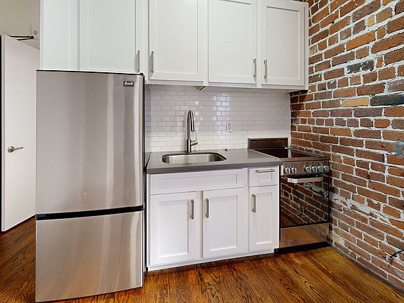 3rd image of 145 Fell St APT 203