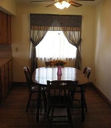 4th image of 98 Rosary Dr