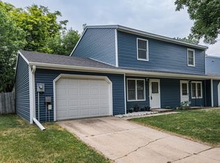 876 W Village Cir SE, Rochester, MN 55904