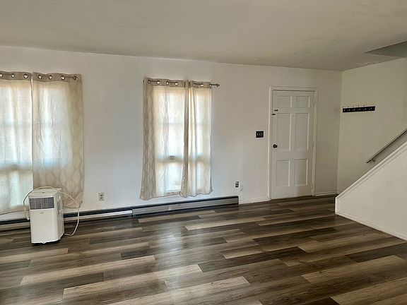 2nd image of 713 Southfield Ct