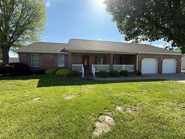 1st image of 1303 N Magnolia Dr