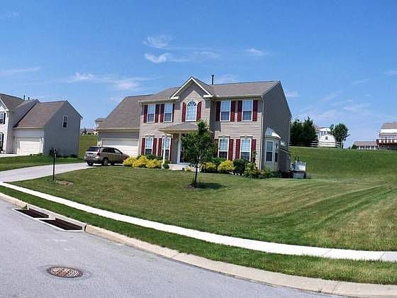 2nd image of 67 Yara Way