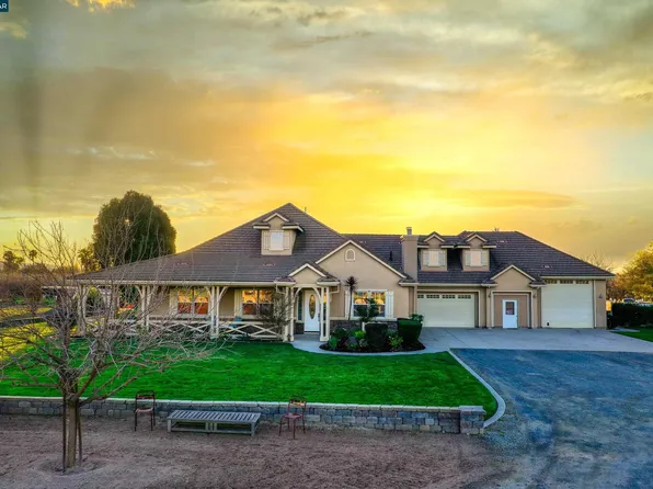 2405 Sunset Rd, Knightsen, CA 94548