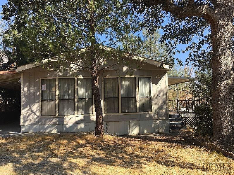 2nd image of 105 Oak Way
