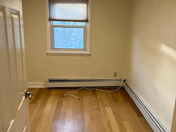4th image of 76-11 162nd St Floor 2