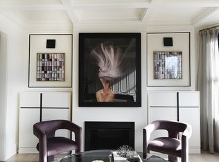 104 W Oak St APT 5W, Chicago, IL 60610