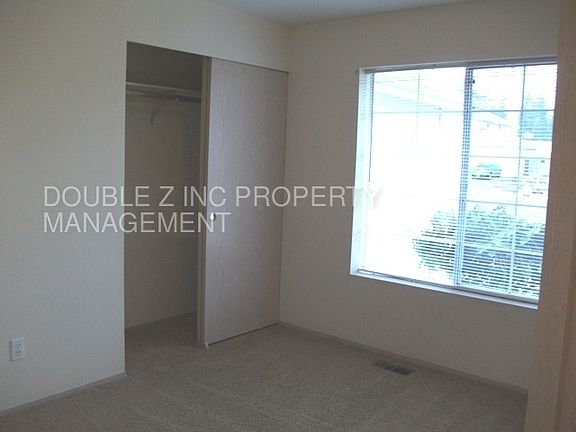 5th image of 4314 213th Street Ct E