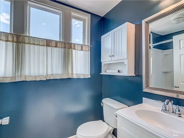 1254 Franklin St — Photo 9