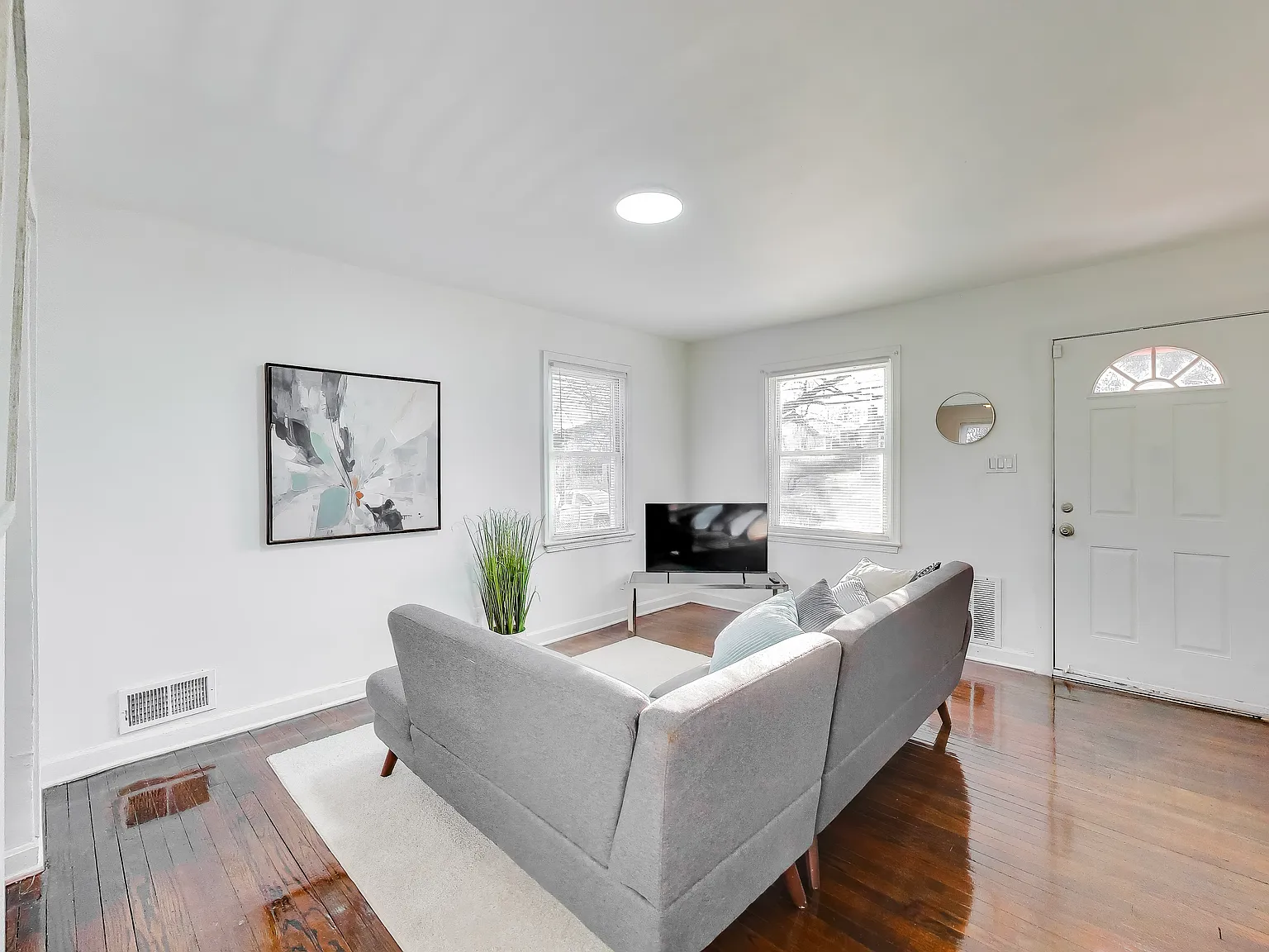 3 bed, $4,600 — Photo 4