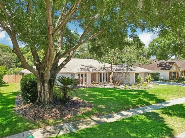 603 Crystal Grove Blvd, Lutz, FL 33548