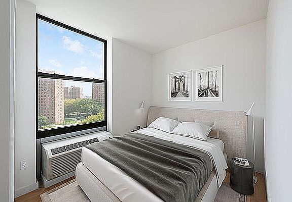 4th image of 300 E 120th St #8C