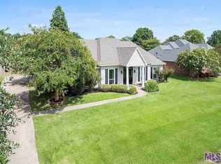 14268 Santa Fe Trl, Prairieville, LA 70769