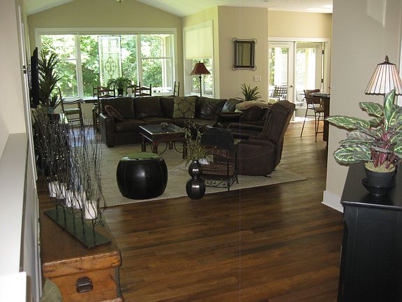 5th image of 3385 Maple Greens Dr