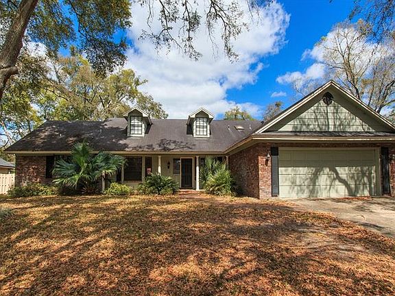 3rd image of 191 White Oak Cir