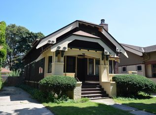 3824 N Murray Ave, Shorewood, WI 53211