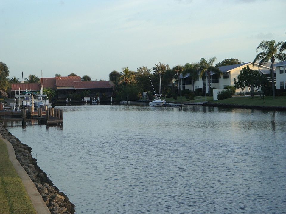 Canal View