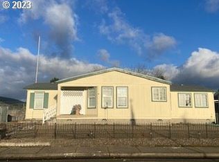 228 Easy St, Sutherlin, OR 97479