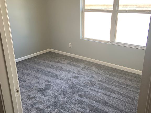 3rd image of 2302 Fairington Ridge Cir