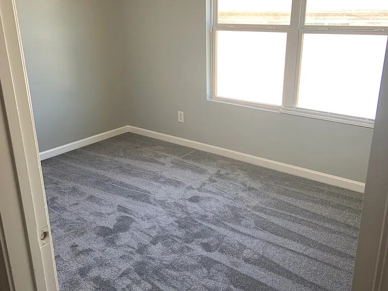 2302 Fairington Ridge Cir — Photo 3