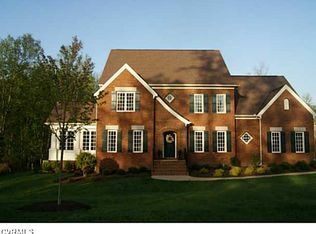 5004 Westcott Ridge Dr, Glen Allen, VA 23059