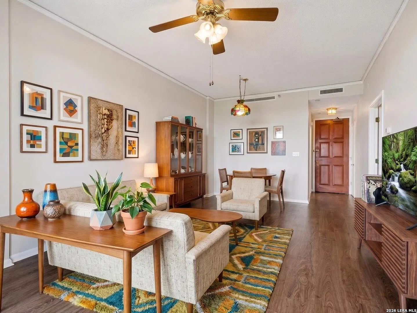 1 bed, 688 sqft, $2,700 — Photo 3
