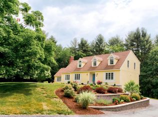 16 Karen Rd, Windham, NH 03087