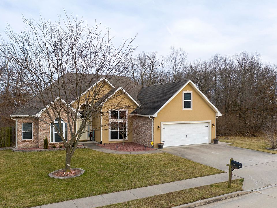 1st image of 200 Elderbrook Dr