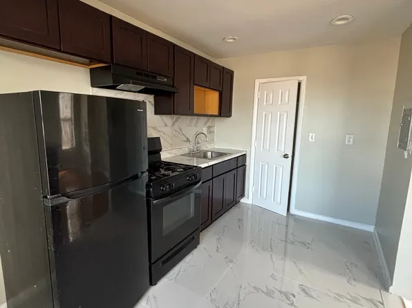 76 N 9th St, Newark, NJ