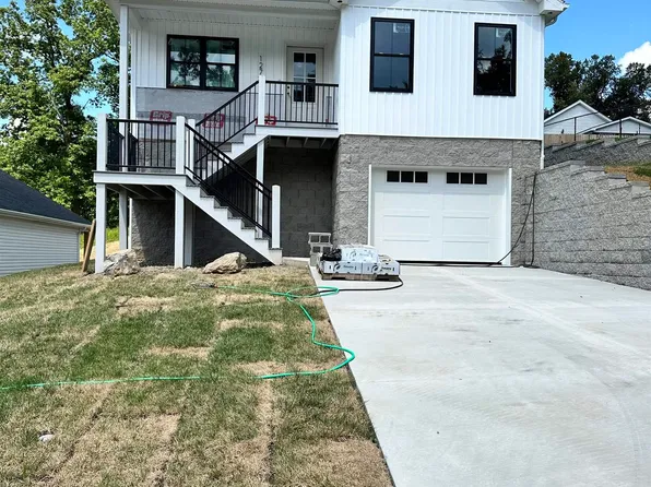 127 Terrace Mnr, Fairmont, WV 26554