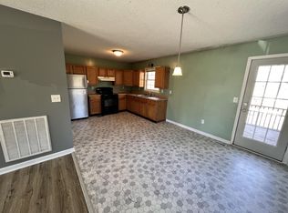 720 Edgewood Ln, Fair Play, SC 29643