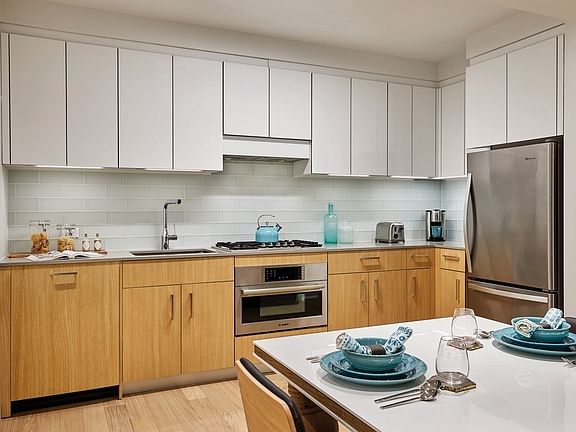 5th image of 10 Halletts Poin APT 339