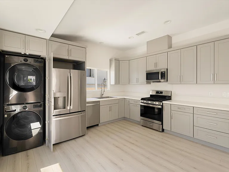 1207 N Kingsley Dr #1207 — Photo 8