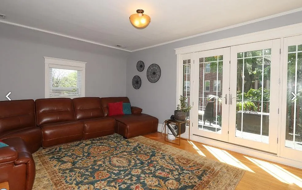 3 bed, 2030 sqft, $2,950 — Photo 4