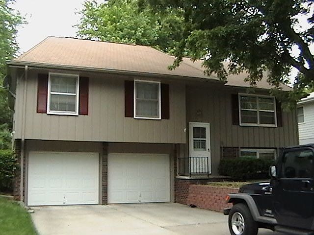 1st image of 714 Leprechaun Ln