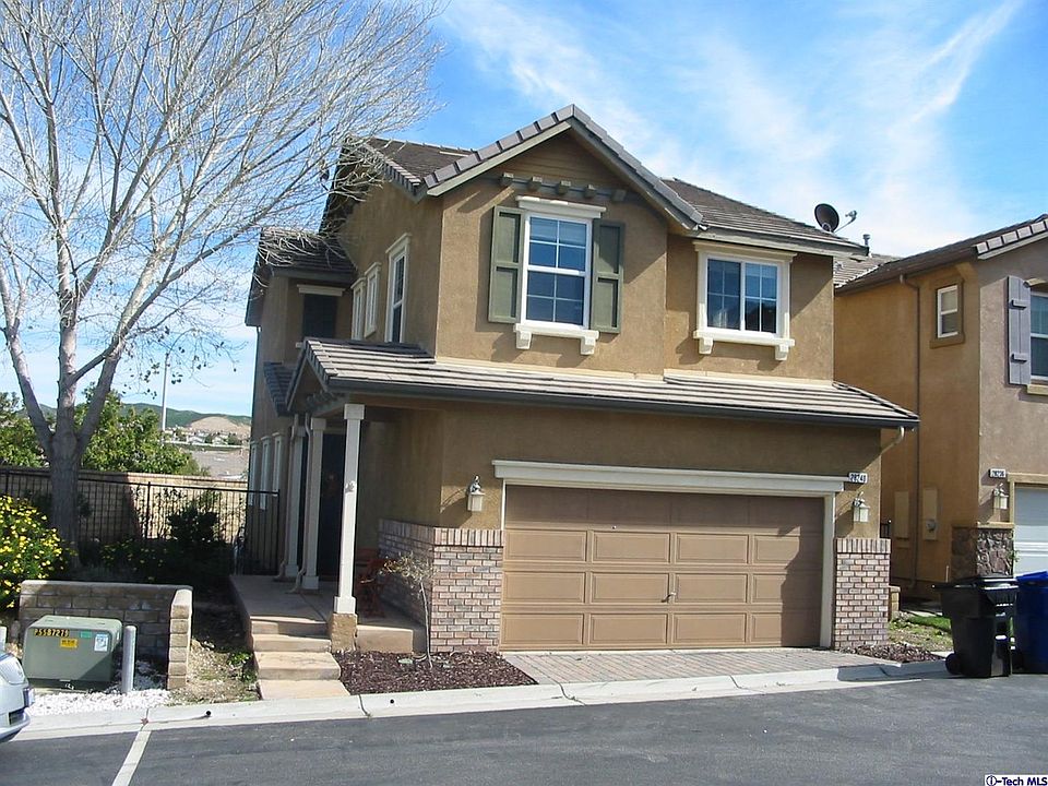 1st image of 28240 Clementine Dr