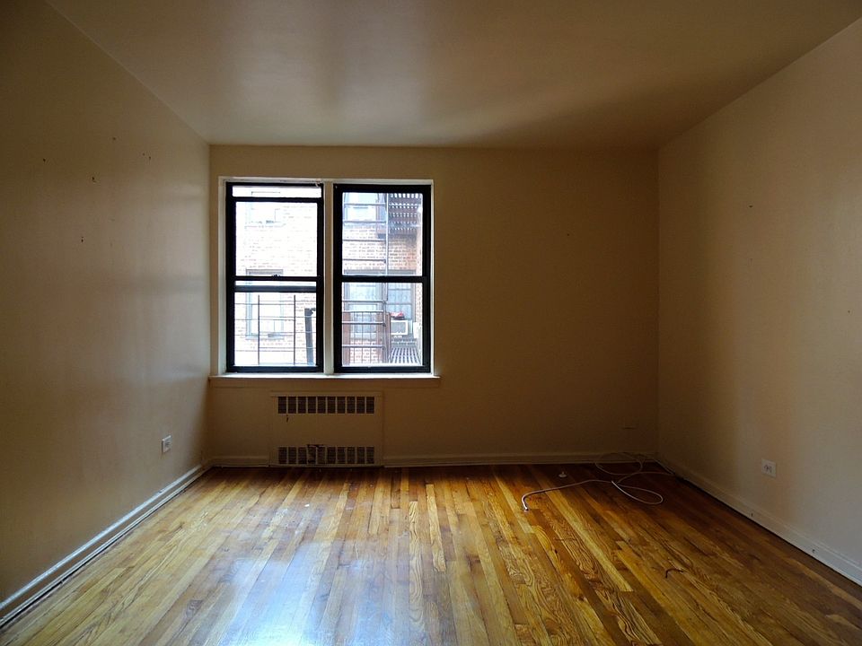 1st image of 8337 116th St