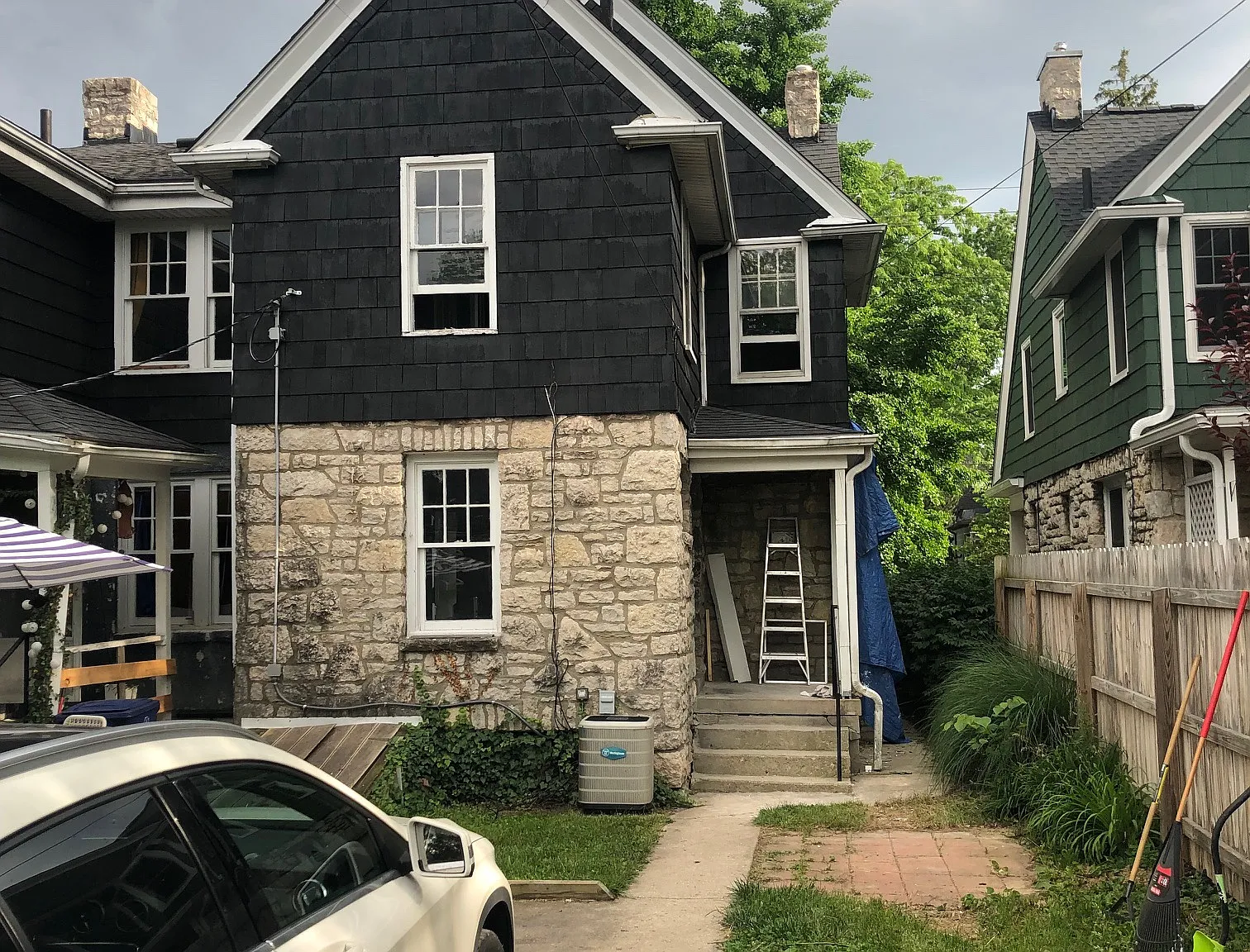 3 bed, 1900 sqft, $2,000 — Photo 2