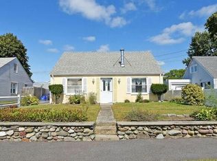 50 Nimitz Rd, Rumford, RI 02916