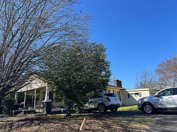 3rd image of 601 Goodwill St