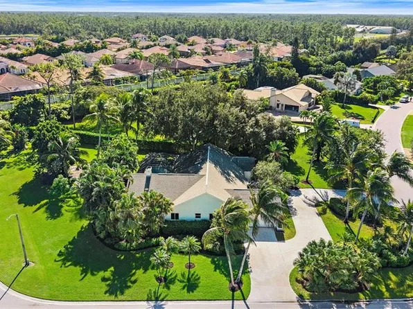1929 Empress CT, NAPLES, FL 34110