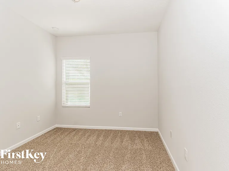 3241 Bowden Rd S — Photo 13