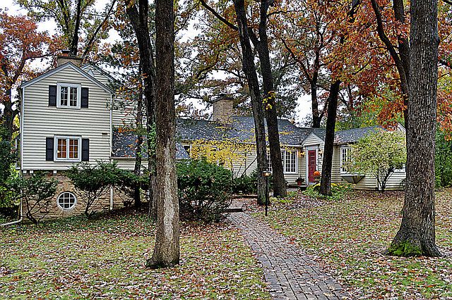 1st image of 12 Brierwoods Ln