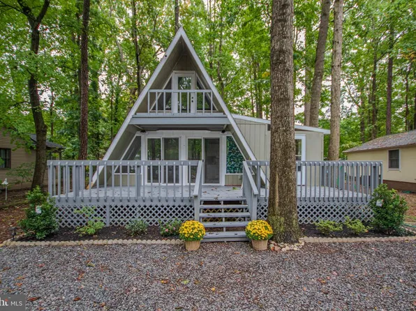 99 White Horse Dr, Berlin, MD 21811