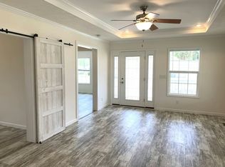 200 Forest Dr #W3ZH4O, Leesburg, FL 34788