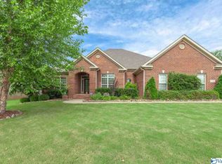 7500 Wood Trail Dr, Owens Cross Roads, AL 35763