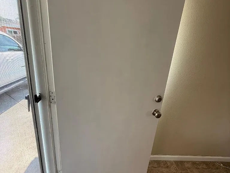 Unit Photo