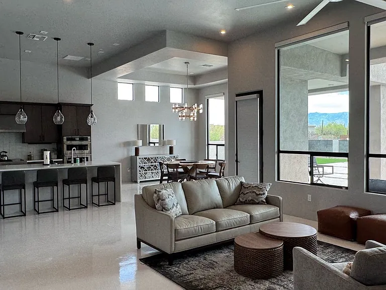 12230 N Carpas Wash Dr — Photo 17