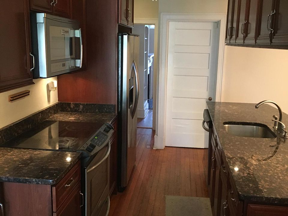 1st image of 3011 Monument Ave