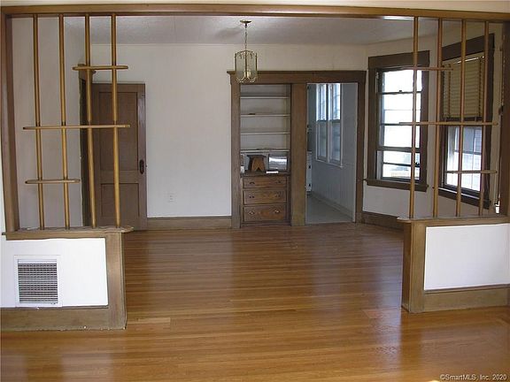 4th image of 605 Whalley Ave #2